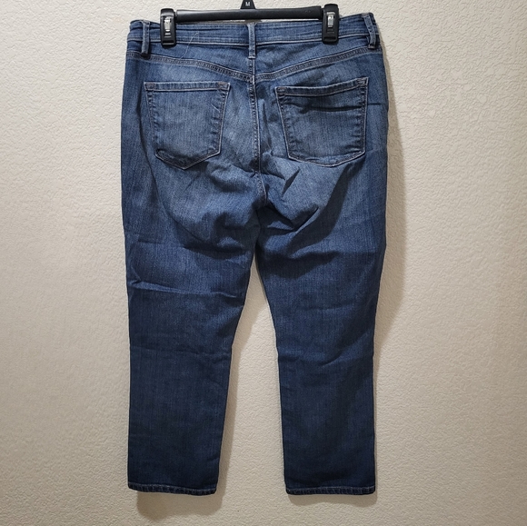 Loft curvy cropped jeans - Picture 2 of 3